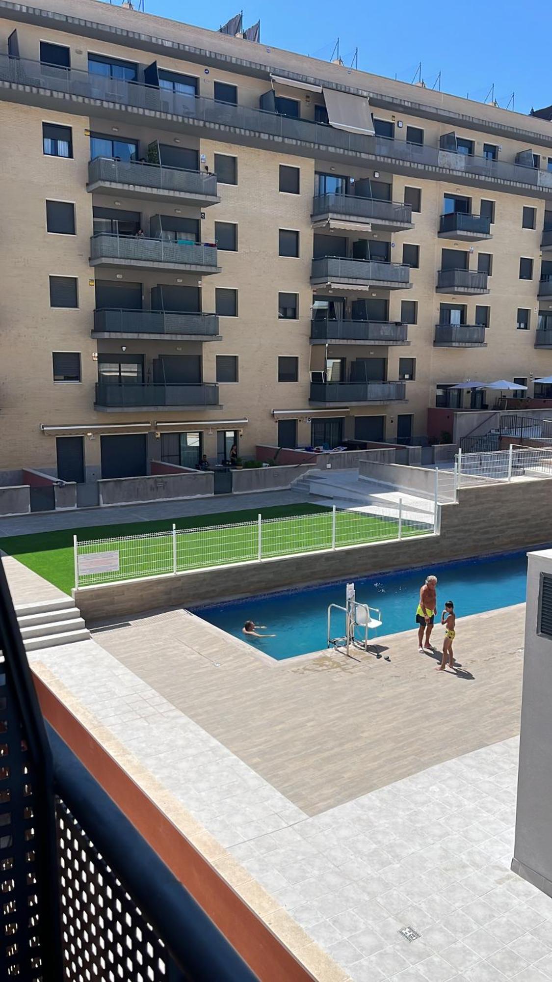 Apartamento Con Piscina ,Parking Y Aire Acondicionado Sant Carles De La Rapita Luaran gambar